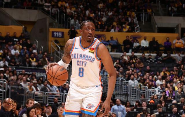 世界杯直播软件下载-复出就发威！杰伦威关键6分制胜：雷霆拒绝湖人逆转